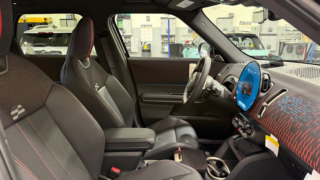 Thumbnail: 2027 MINI Cooper Countryman - 29