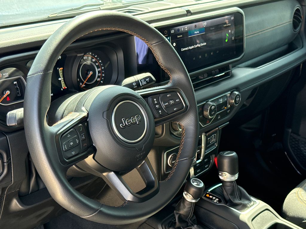 Used 2025 Jeep Gladiator Truck
