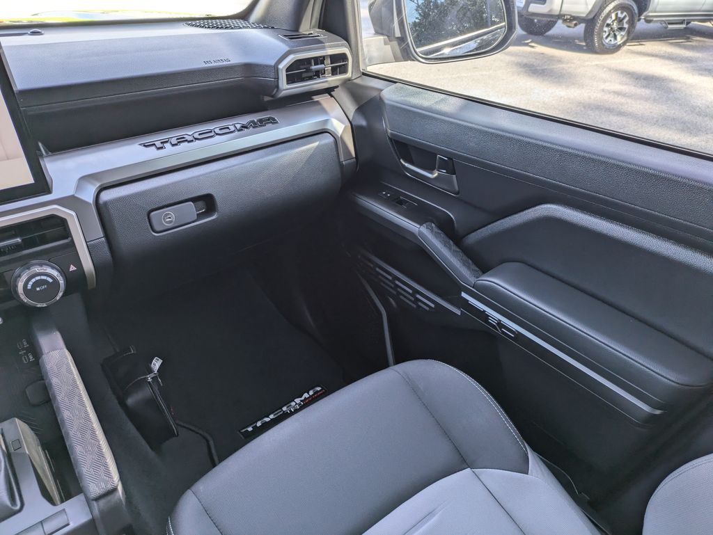 Used 2025 Toyota Tacoma Hybrid Truck