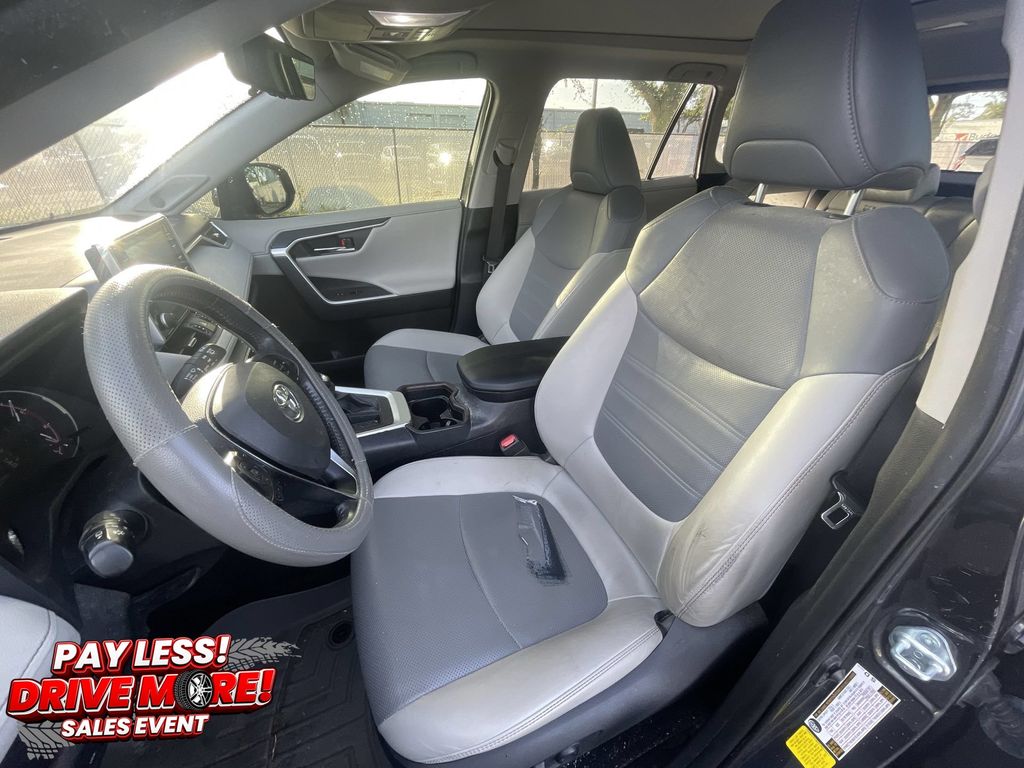 Used 2021 Toyota RAV4 SUV