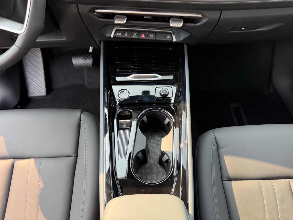 Thumbnail: 2026 Audi Q3 - 29