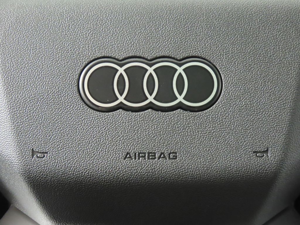 Thumbnail: 2026 Audi Q3 - 17