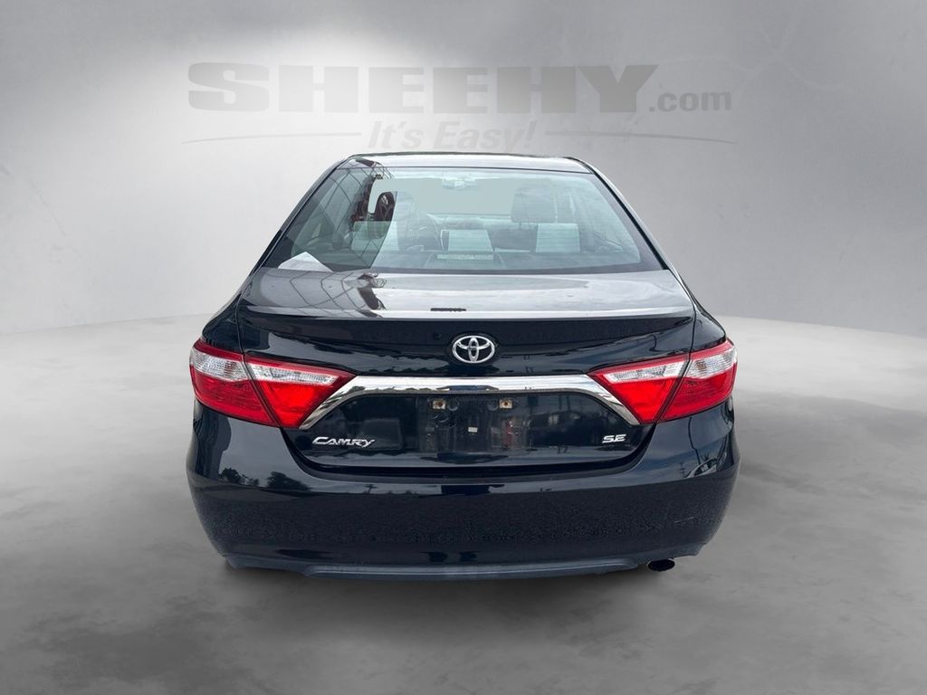 Used 2016 Black Toyota SE image 11