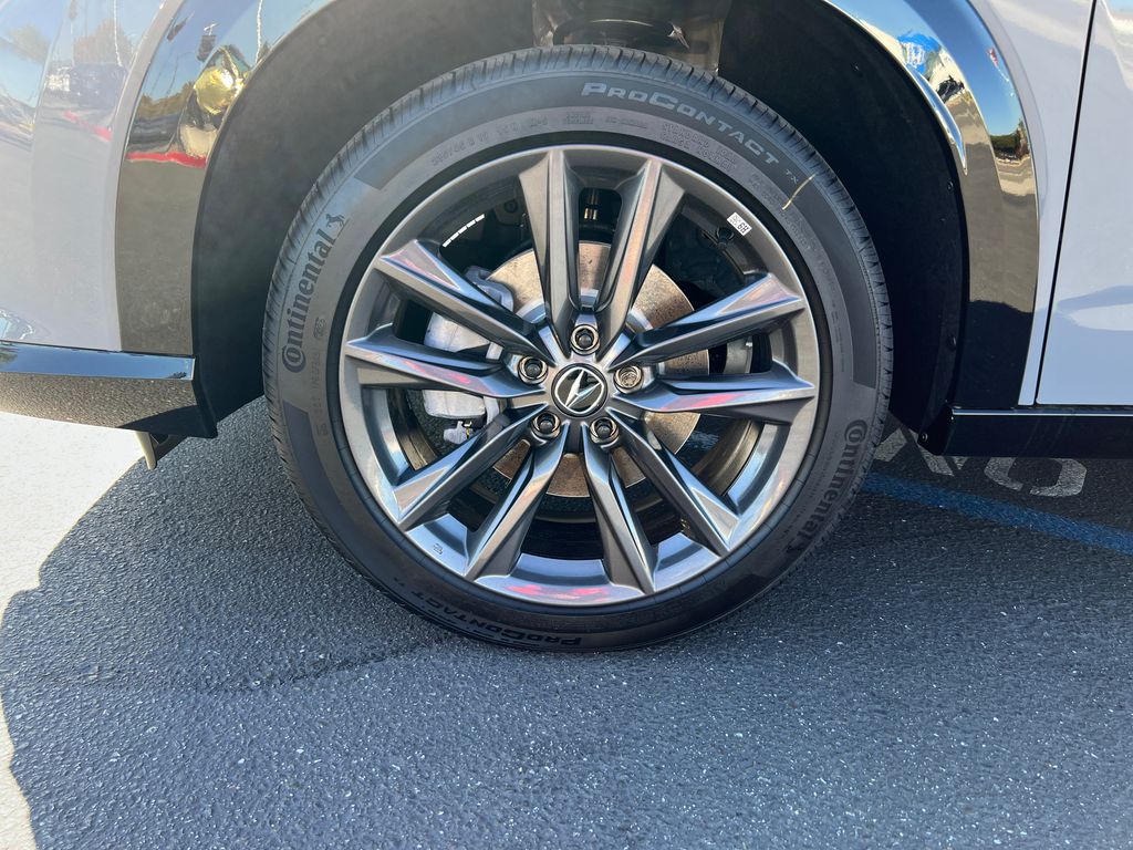 Thumbnail: 2025 Acura ADX - 6