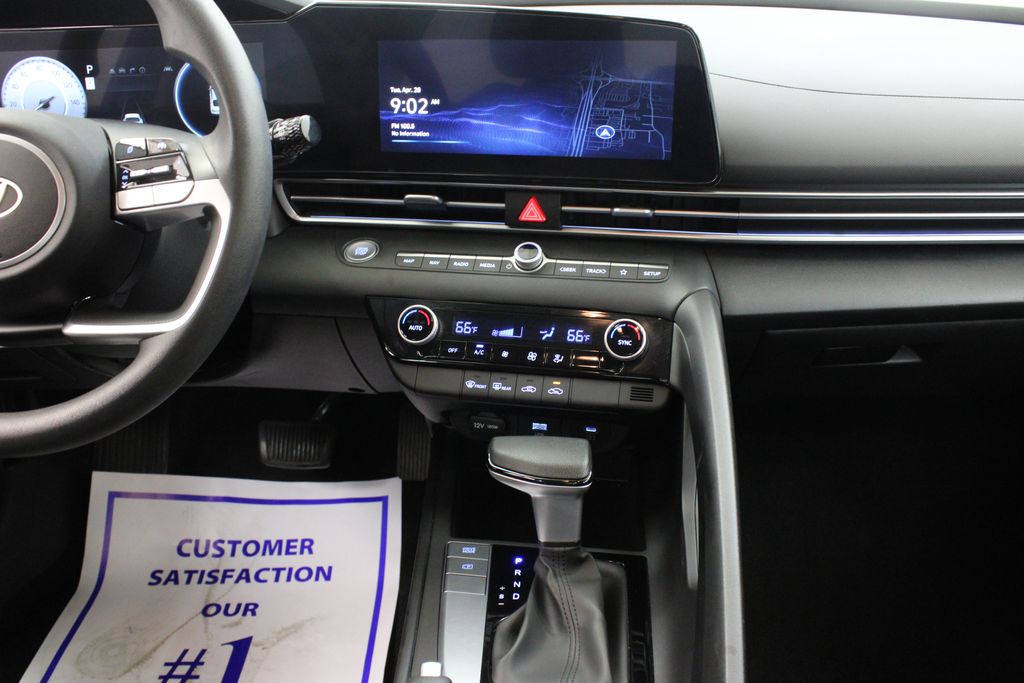 used 2024 Hyundai Elantra car