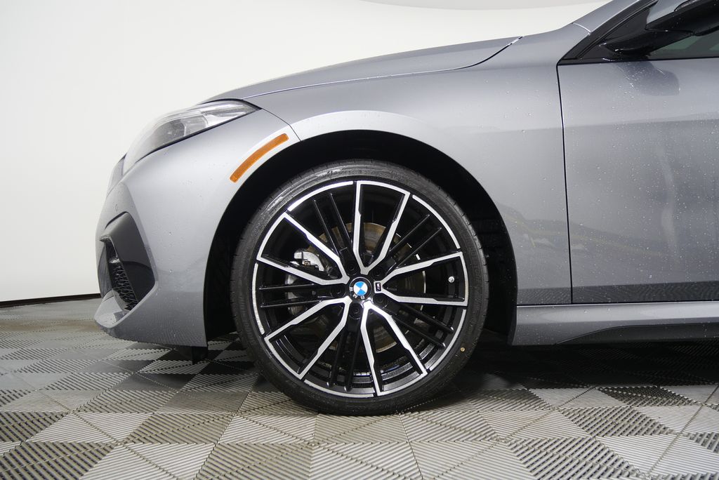 Thumbnail: 2024 BMW 2 Series - 7