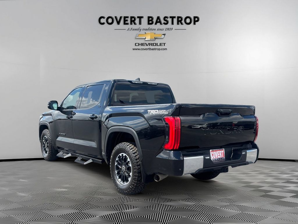 Used Car 2022 Toyota Tundra  Sr5 For Sale Under $40,000 In Austin, Texas