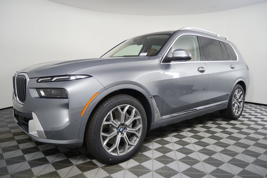 Thumbnail: 2026 BMW X7 - 7