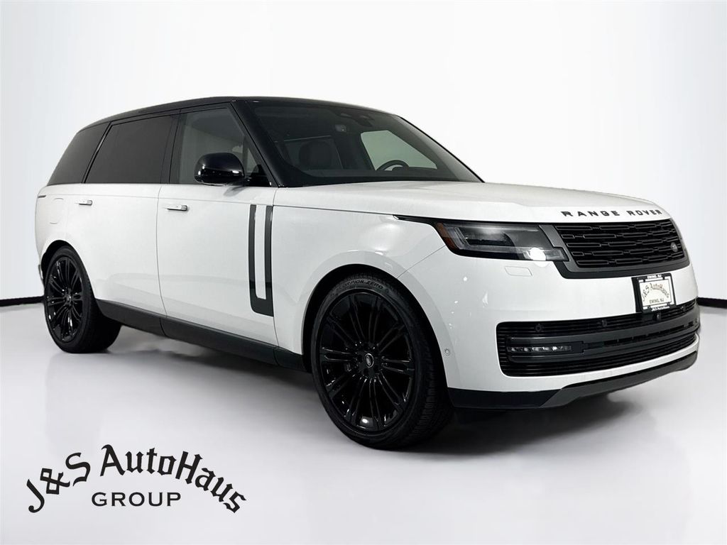  2024 Land Rover Range Rover P530 SE LWB AWD   