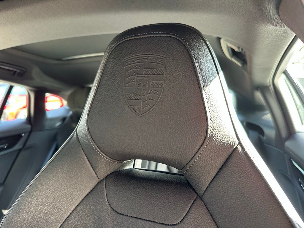 Thumbnail: 2026 Porsche Panamera - 23