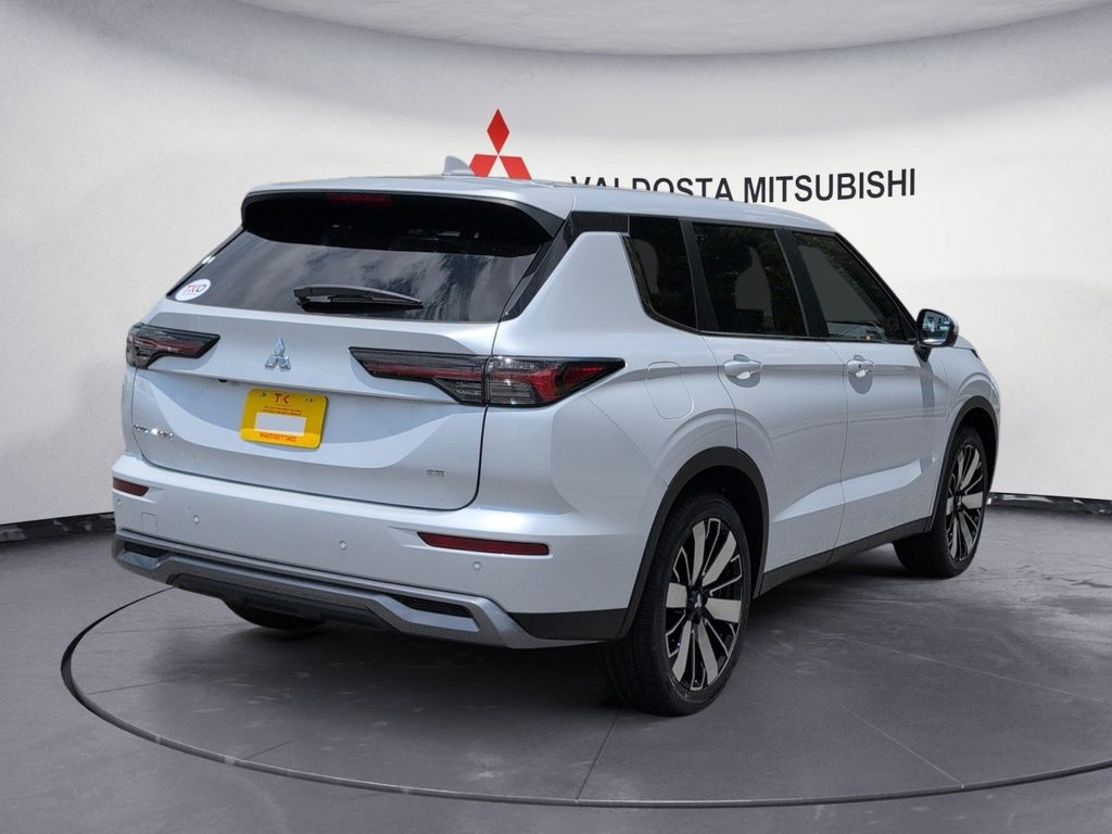 New 2026 Mitsubishi Outlander SUV