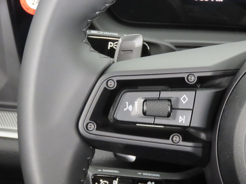 Thumbnail: 2026 Porsche Cayenne - 20