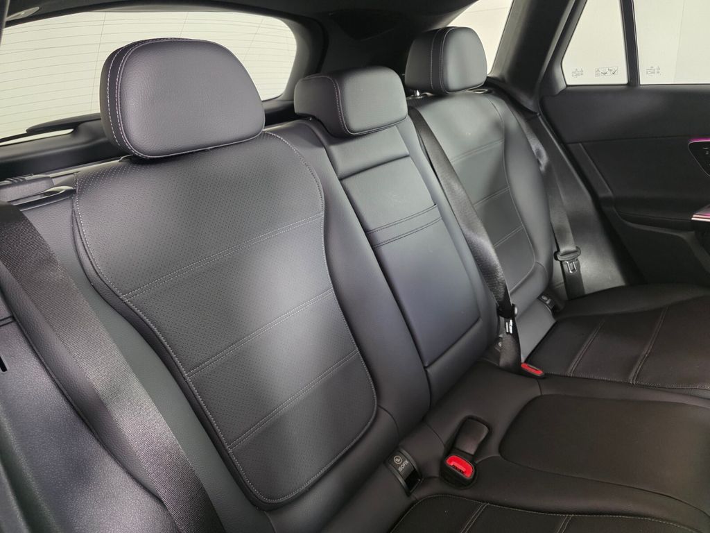 Certified Used 2025 Black Mercedes-Benz GLC 300 image 24