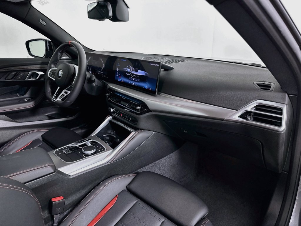 Thumbnail: 2025 BMW 2 Series - 30