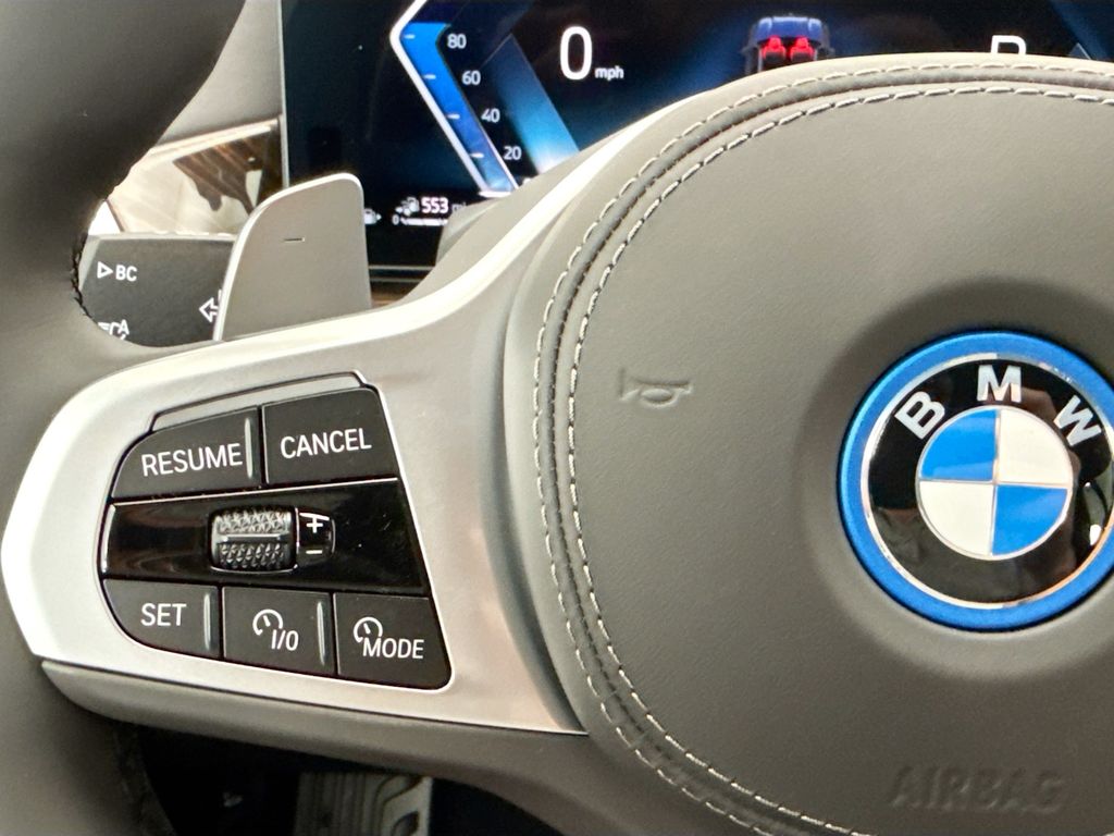 Thumbnail: 2026 BMW X5 - 11