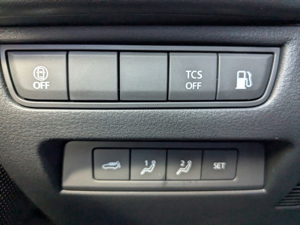 2025 Mazda CX-50 Hybrid Premium