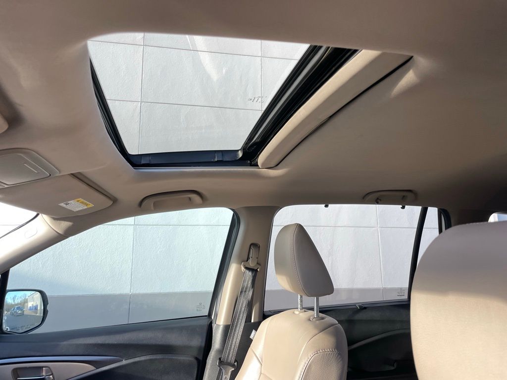 Thumbnail: 2022 Honda Pilot - 29