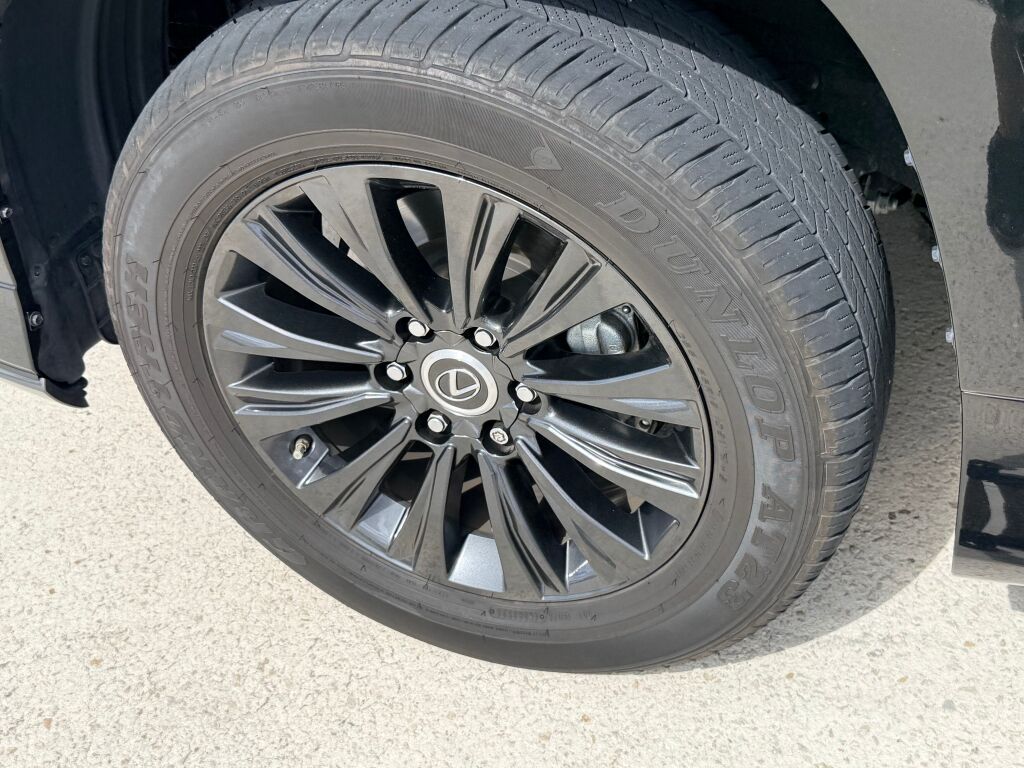 Thumbnail: 2023 Lexus GX - 16