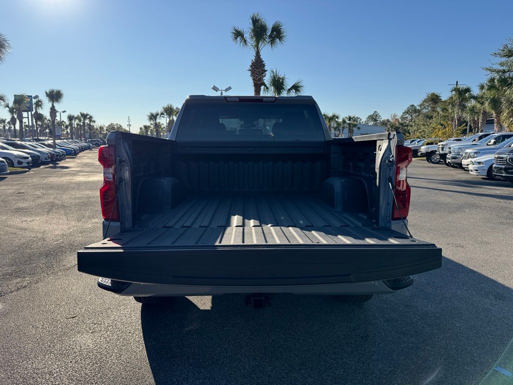 2025 Chevrolet Silverado 1500 Custom 13