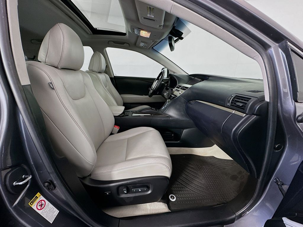 Thumbnail: 2013 Lexus RX - 30