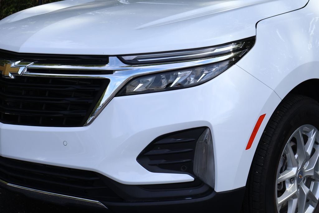 Thumbnail: 2024 Chevrolet Equinox - 3