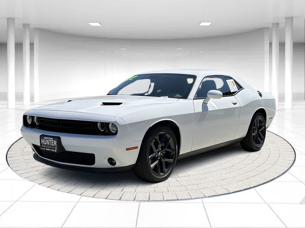 White 2022 Dodge Challenger Coupe Rear-Wheel Drive 8-Speed Automatic
