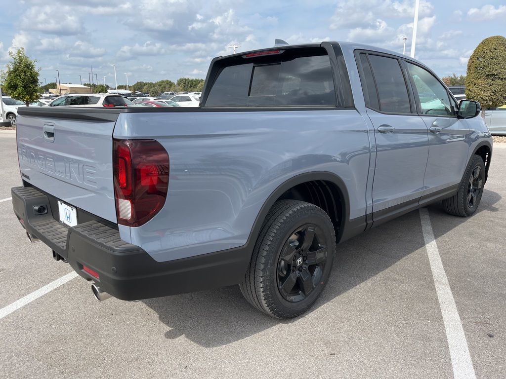 Thumbnail: 2026 Honda Ridgeline - 3