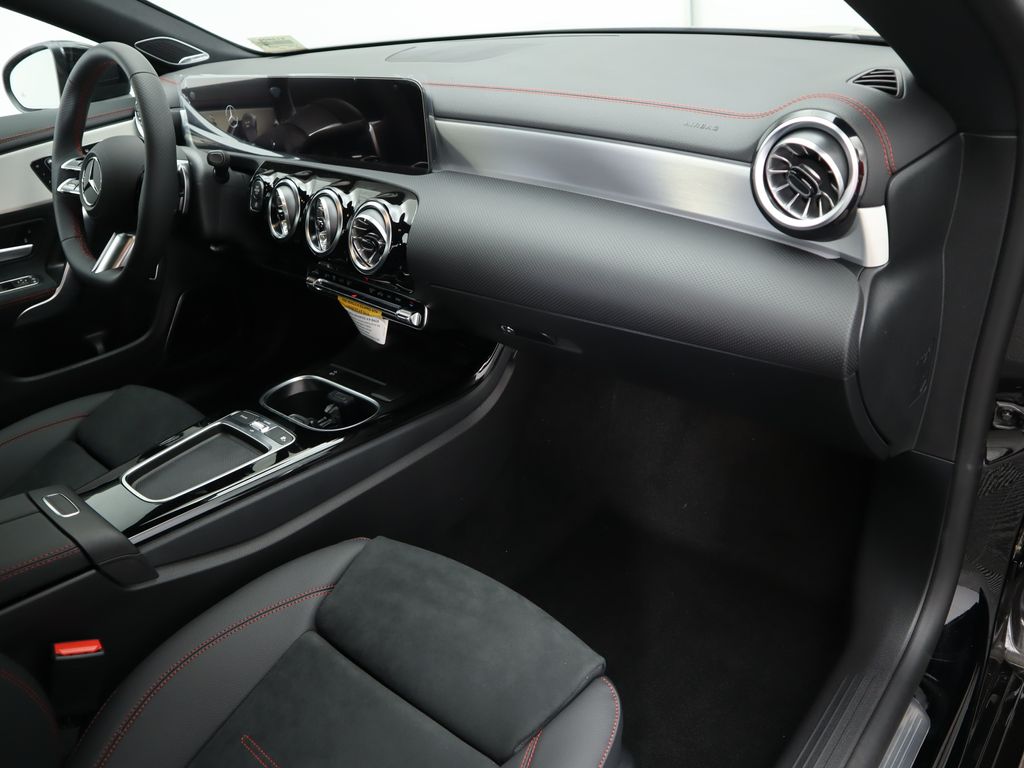 Thumbnail: 2025 Mercedes-Benz CLA - 17