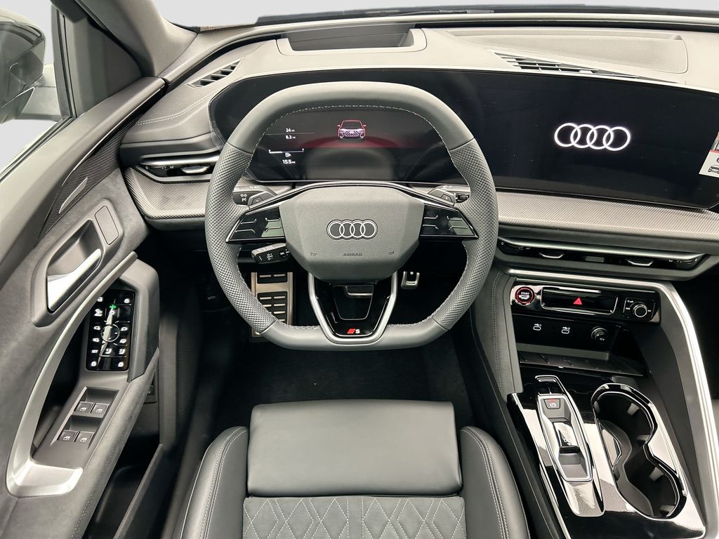 Thumbnail: 2025 Audi SQ5 - 11