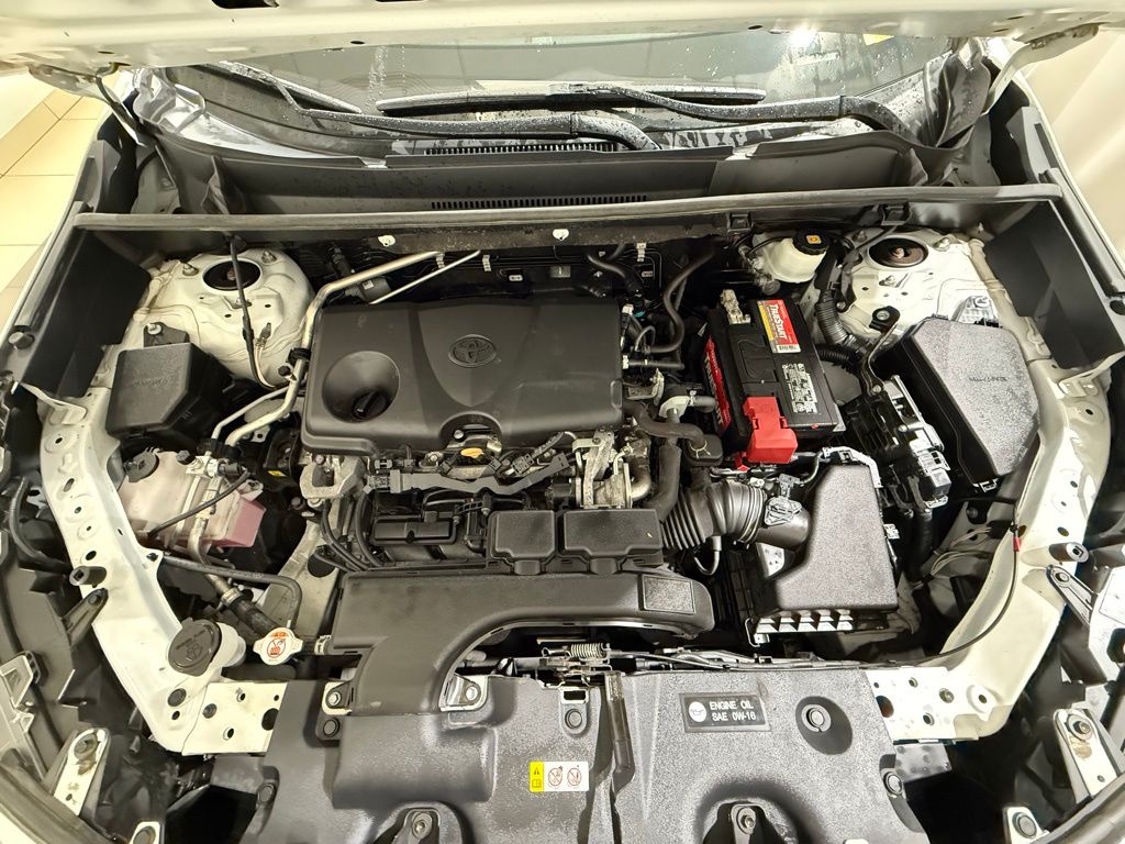 Thumbnail: 2019 Toyota RAV4 - 9