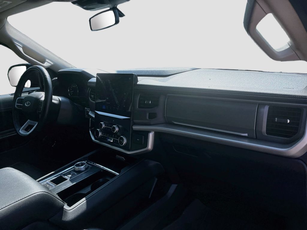 Used 2022 Blue Ford XLT image 31