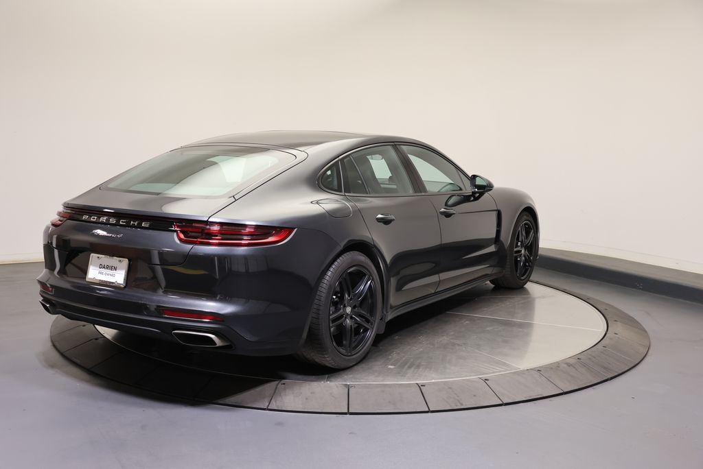 Thumbnail: 2019 Porsche Panamera - 5