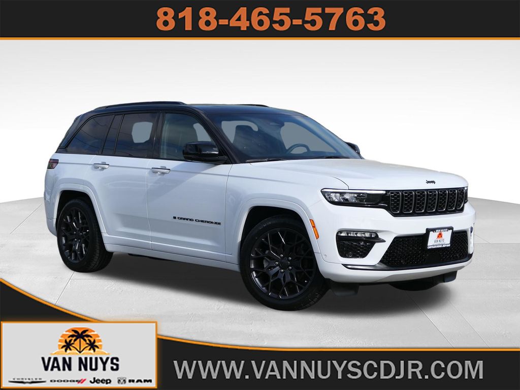 Bright White Clearcoat 2024 Jeep Grand Cherokee SUV / Crossover Four-Wheel Drive 8-Speed Automatic