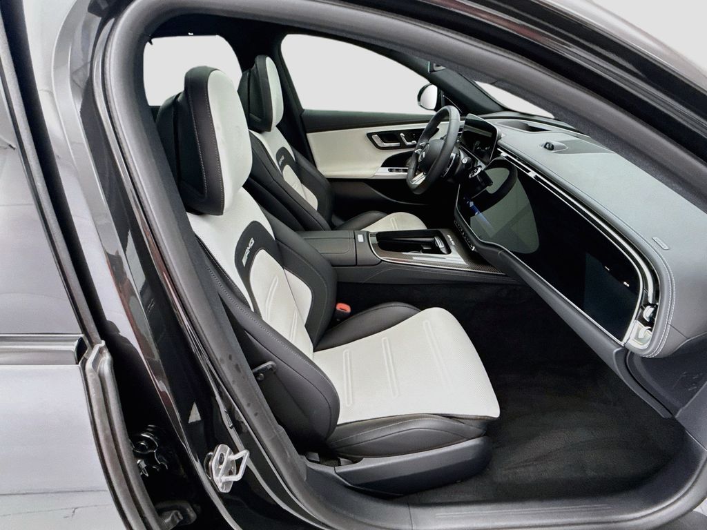 Thumbnail: 2026 Mercedes-Benz E-Class - 19