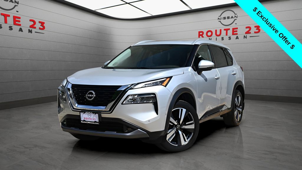 Brilliant Silver Metallic 2022 Nissan Rogue SUV / Crossover All-Wheel Drive Continuously Variable Transmission