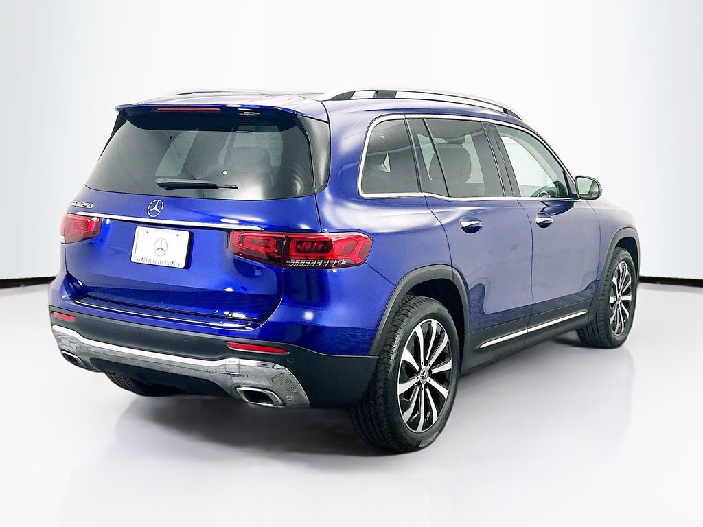 Thumbnail: 2023 Mercedes-Benz GLB - 5