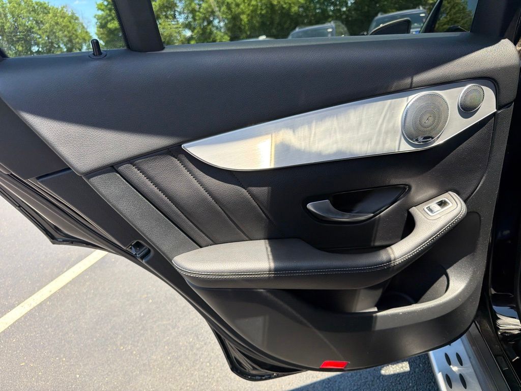 Thumbnail: 2019 Mercedes-Benz GLC - 20