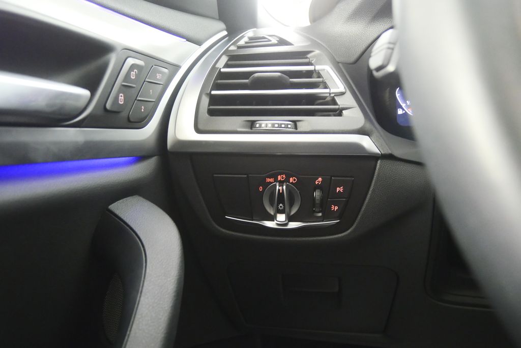 Thumbnail: 2024 BMW X3 - 21