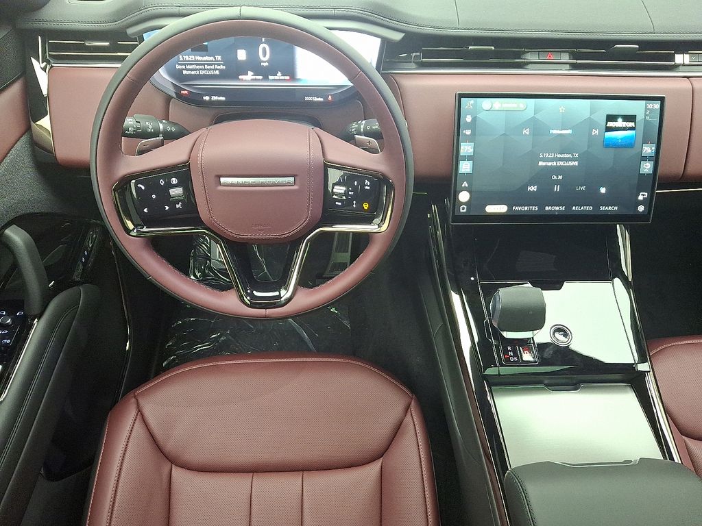 Thumbnail: 2026 Land Rover Range Rover Sport - 8