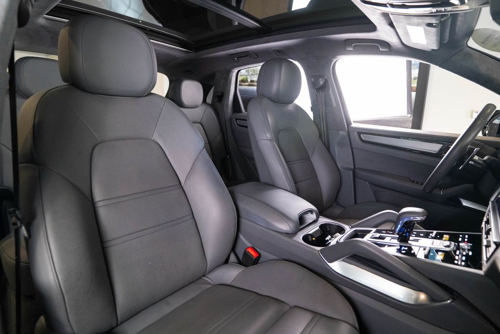 Used 2022 Porsche Cayenne SUV