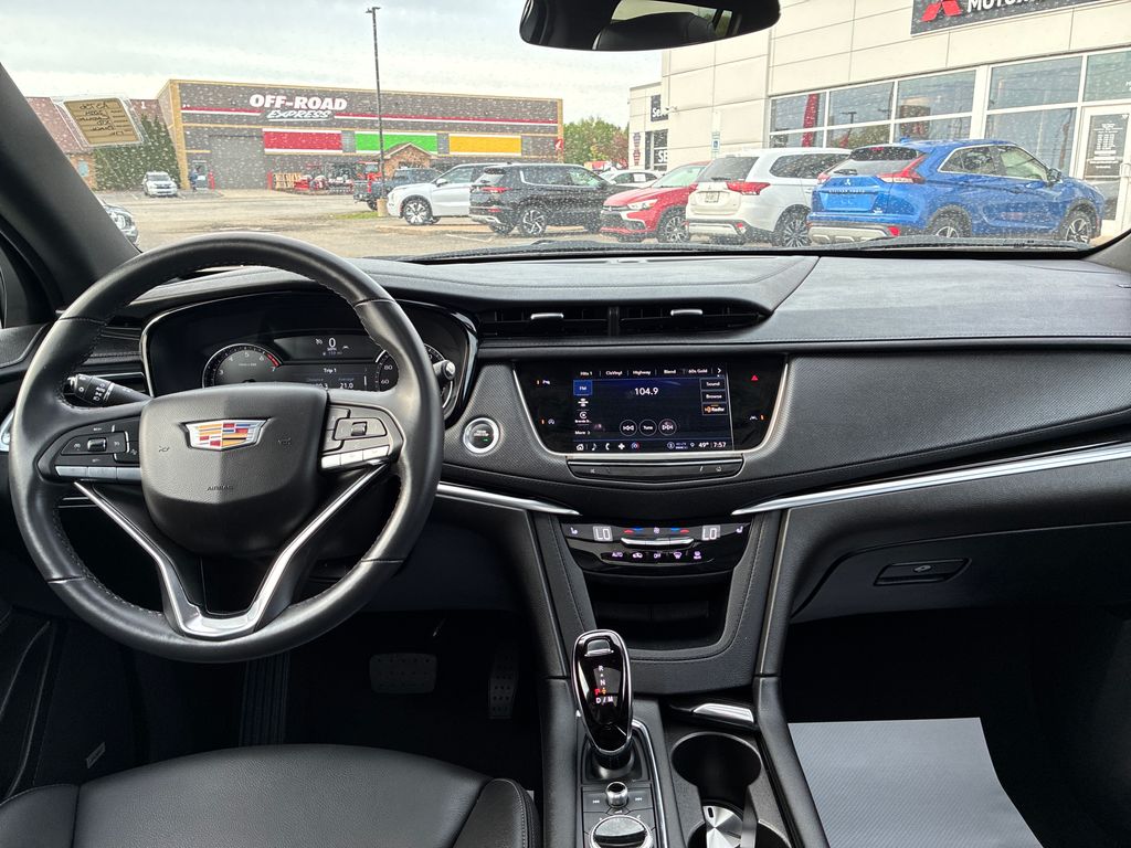 2024 Cadillac XT6 Luxury White at Carlisle Cadillac Buick GMC