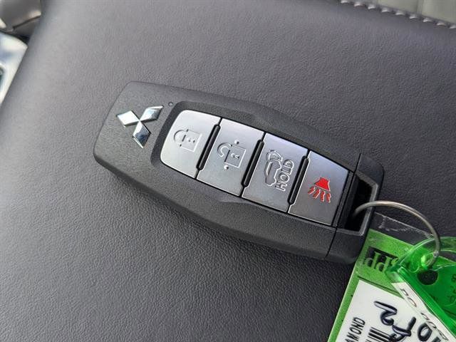 Used 2025 Mitsubishi Outlander SUV