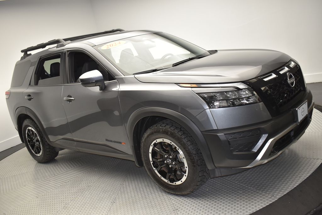 Thumbnail: 2024 Nissan Pathfinder - 3
