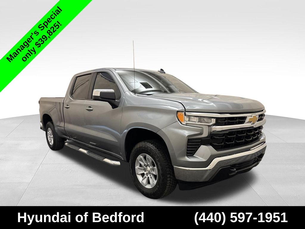 Photo 3 of 2025 Chevrolet Silverado 1500 LT