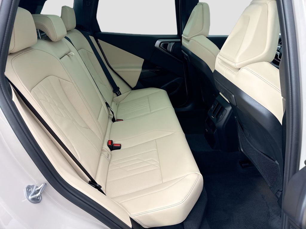 Thumbnail: 2026 BMW X3 - 21