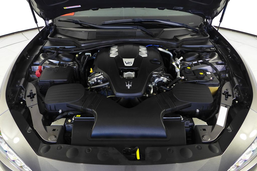 Thumbnail: 2020 Maserati Ghibli - 6