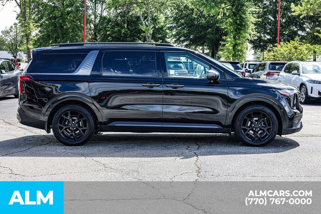 Used 2025 Black Kia SX image 10