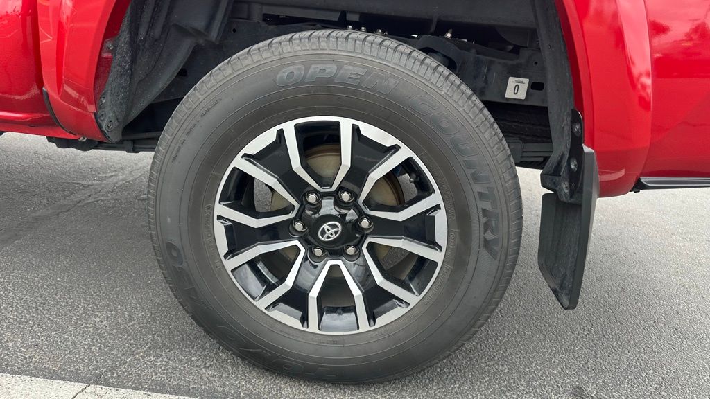 2021 Toyota Tacoma TRD Sport 19