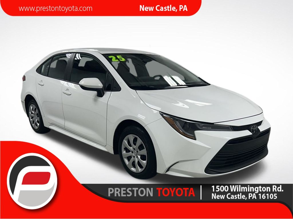 2025 Toyota Corolla LE