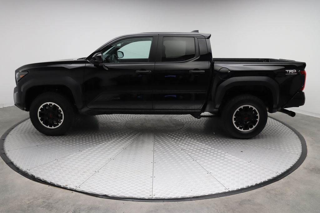 2024 Toyota Tacoma TRD Off-Road 12